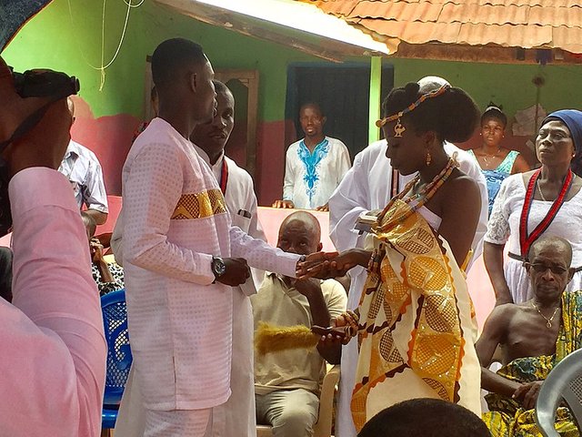 800px-Ghana_traditional_marriage.jpg