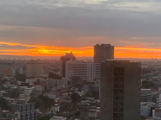 sunrise2.jpg