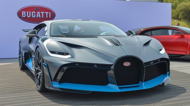 bugattidivolivefrommonterey_2.jpg