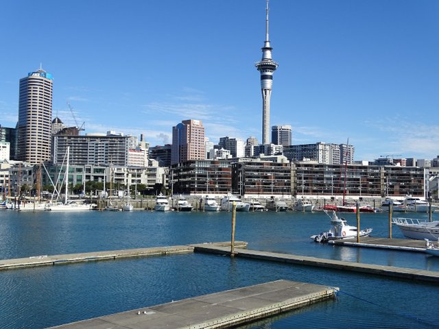 07 Auckland Hafen.JPG