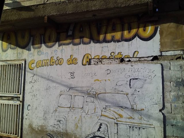 Graffiti Auto Lavado.jpg