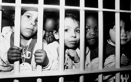 kids-in-jail.jpg