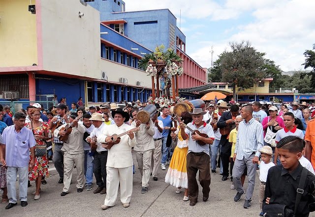 Misa y Procesión de San Antonio de Padua en El Tocuyo, estado Lara 13Junio2017 Fotos @GuardianCatolic (9).jpg