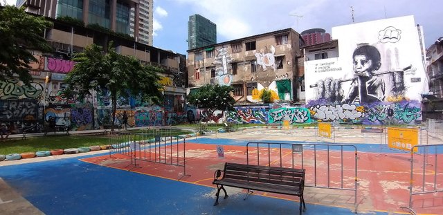 Grafitti Park - Bangkok - June 2020 6212.jpg