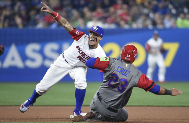 Javier-Báez-recordó-una-de-las-jugadas-más-épicas-en-su-carrera-.png