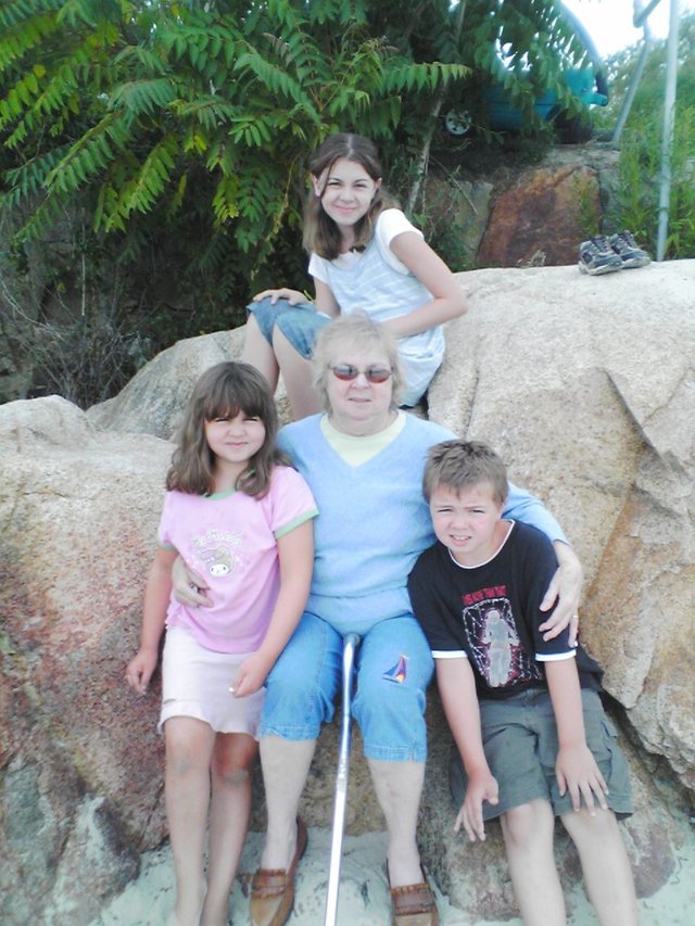 Mom and the kids, 2007 Niles Beach.jpg