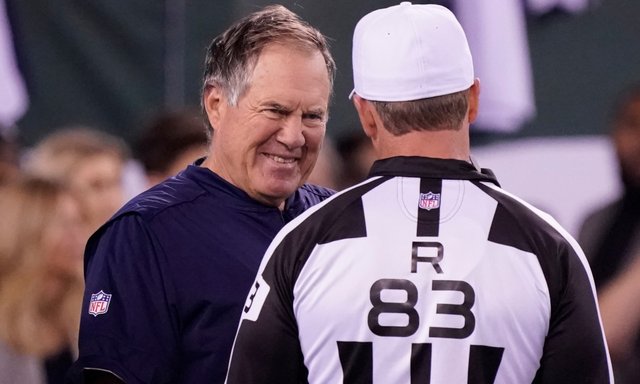 belichick smile.jpg