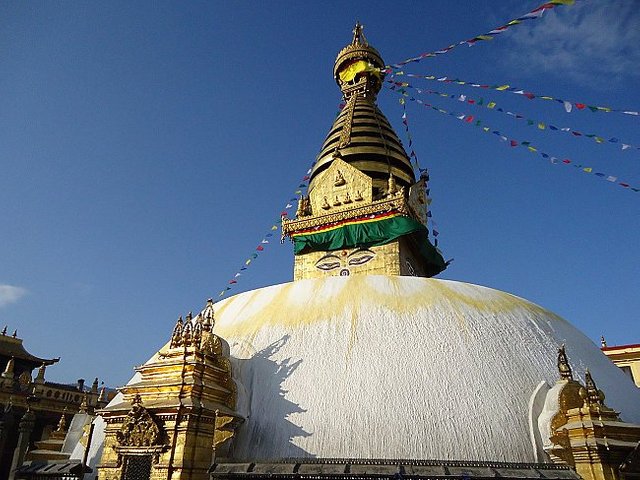 buddha-eyes.jpg