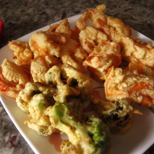 food flour coated shrimps (REBUSADO).jpg