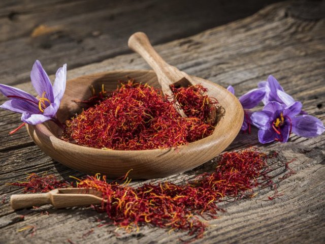 saffron flower and spice.jpg