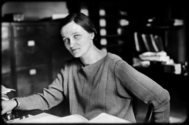 cecilia payne gaposchkin.jpg