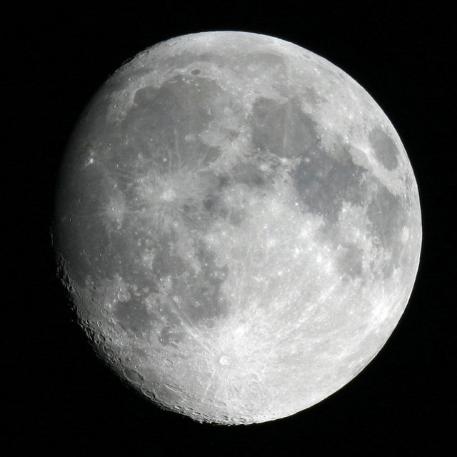 moon-1532310.jpg