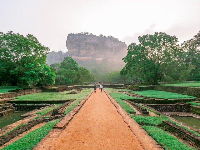 Sigiriya-Rock-Lion-Rock-Sri-Lanka-Pidurangala-6.jpg