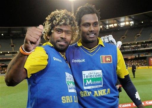 sri_lanka_s_lasith_malinga_left_and_angelo_mathews_4cd1bb0067.jpg