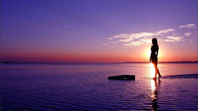wallpaper-beach-sunset-silhouette-woman.jpg