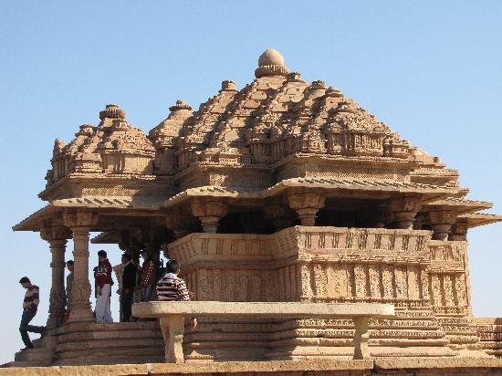 temples-in-gwalior-fort.jpg