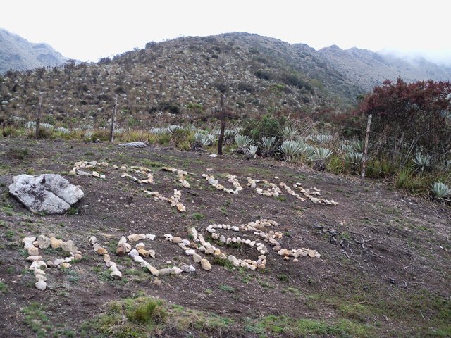 estudie y piense.JPG