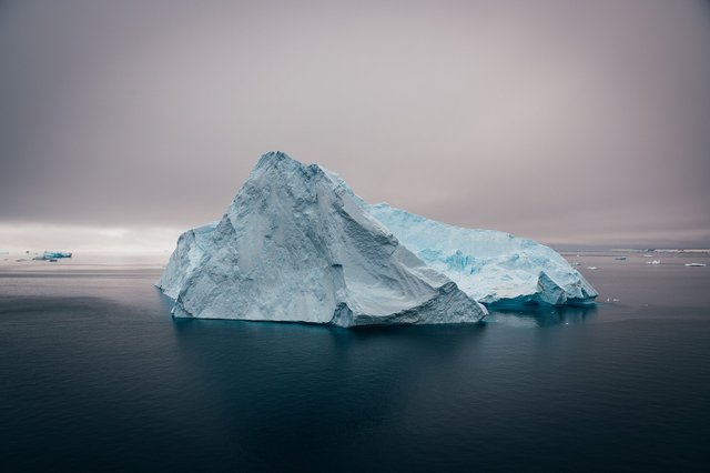 iceberg-5163649_1280.jpg