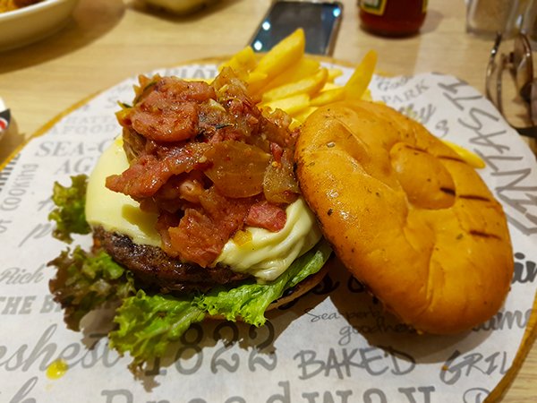 Steakhouse Burger01.jpg