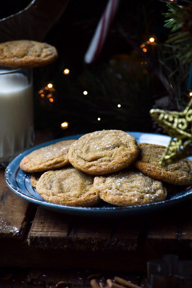 Chewy Ginger Molasses Cookies (2).jpg