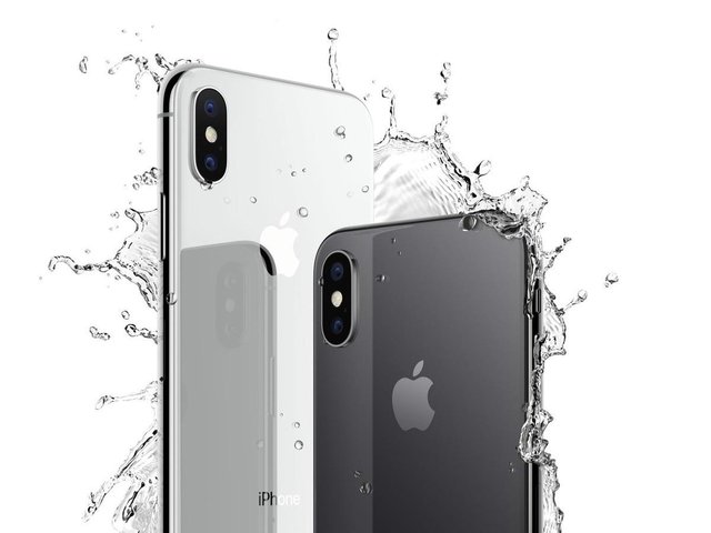 how_fix_wet_water_damaged_iphone_ip67_1600home_thumb1200_4-3.jpg