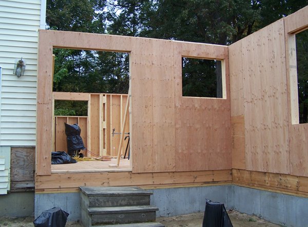 Construction - south kitchen wall up3 crop October 2019.jpg