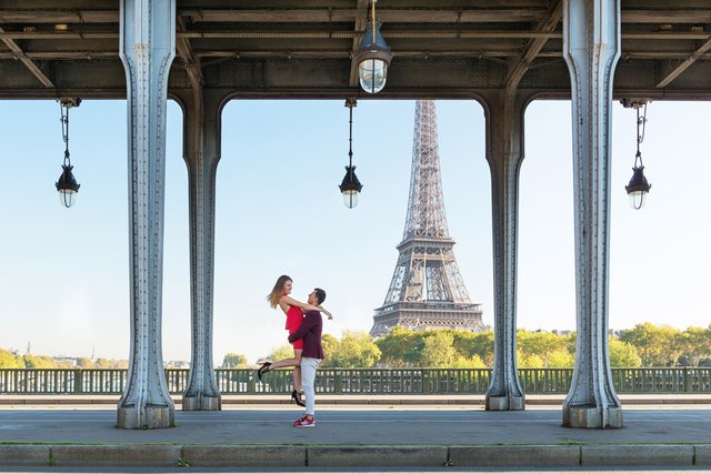 Photographer-Paris-Christian-Perona-engagement-proposal-Bir-Hakeim-morning-Eiffel-tower-she-said-yes-jumping-red-dress.jpg