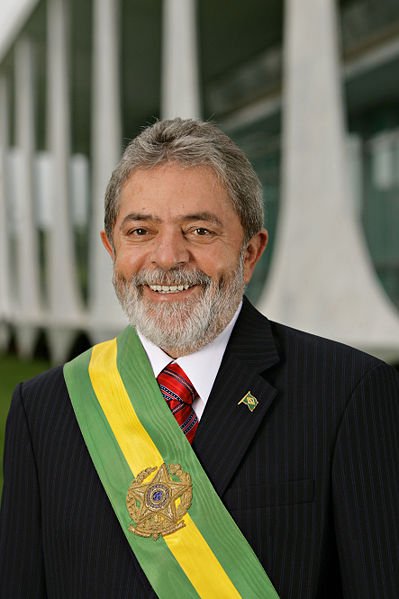 399px-Lula_-_foto_oficial05012007.jpg