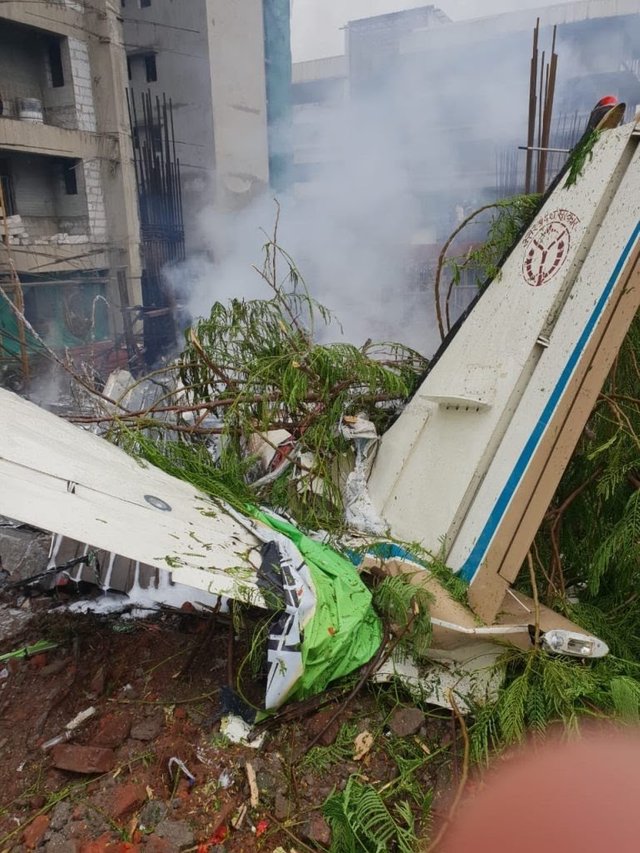 Mumbai-plane-crash-5-768x1024.jpg