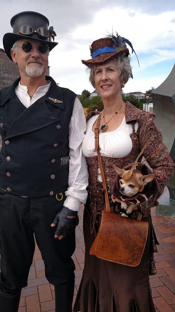 steampunk festival port townsend costume dog gentleman lady.jpg