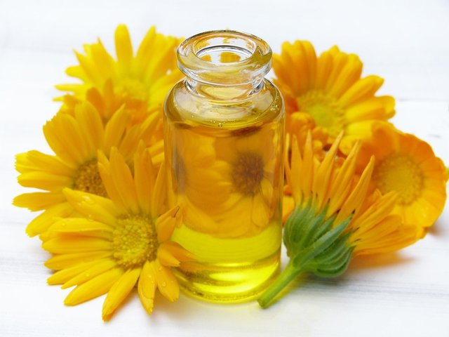 oil-4369051_1280.jpg