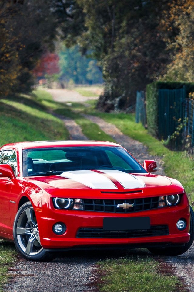 Red-Chevrolet-Camaro-muscle-car_640x960_iPhone_4_wallpaper.jpg