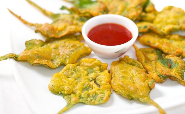 Palong-Pakora-700x431.jpg