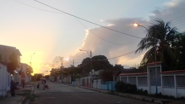 Bellos atardeceres en Cantaura 19.jpg