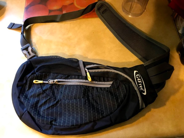 g4free sling bag
