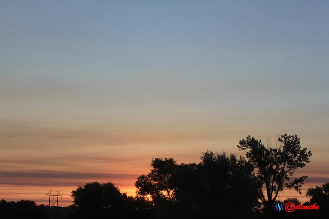 sunrise dawn morning skyscape SR0068.JPG