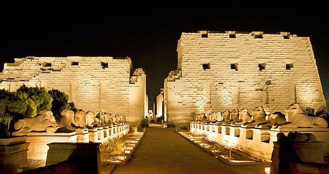 egypt-luxor-karnak-temple-at-night.jpg