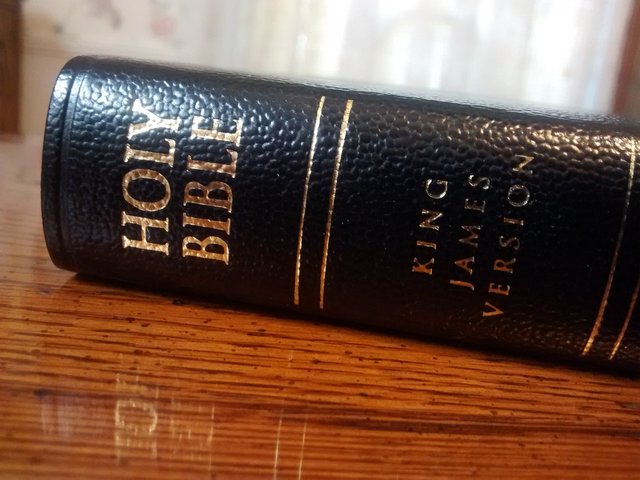 bible-998150_1280.jpg