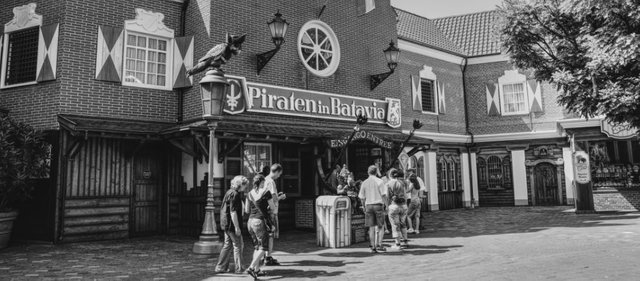 Europa-Park-Resort-Piraten-von-Batavia-Eingang-News.jpg