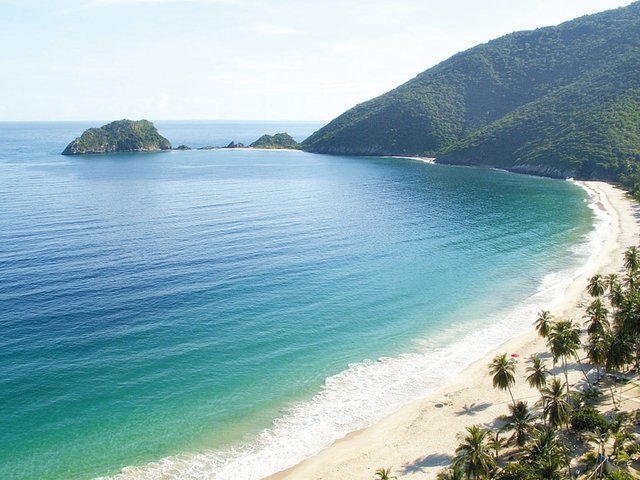 playa bahia de cata.jpg