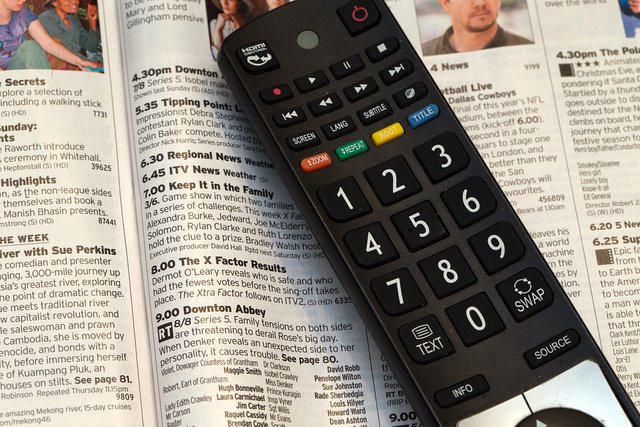 television-remote-control-525705_960_720.jpg