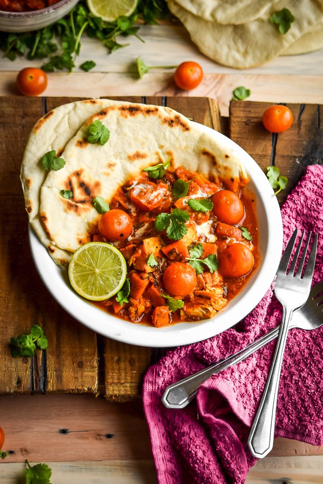 Indian Red Coconut Curry with Homemade Pitas (vegan)-5.jpg