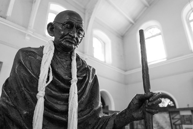 gandhi-2920137_640.jpg