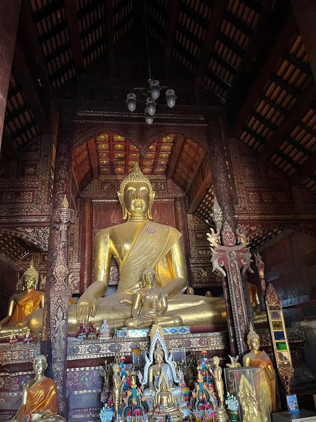 Wat Phra That Lampang Luang3.jpg
