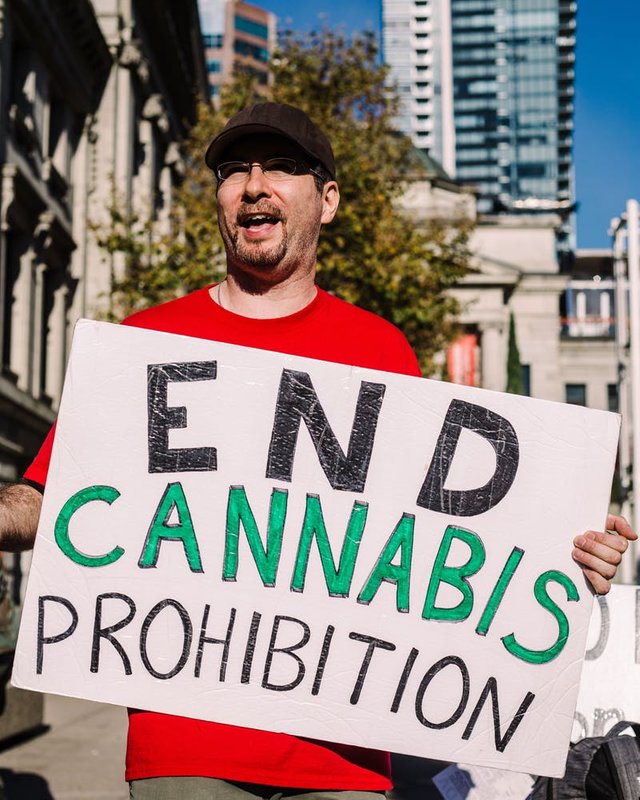 1Meet-The-People-Being-Hurt-By-Canadian-Legalization4.jpg