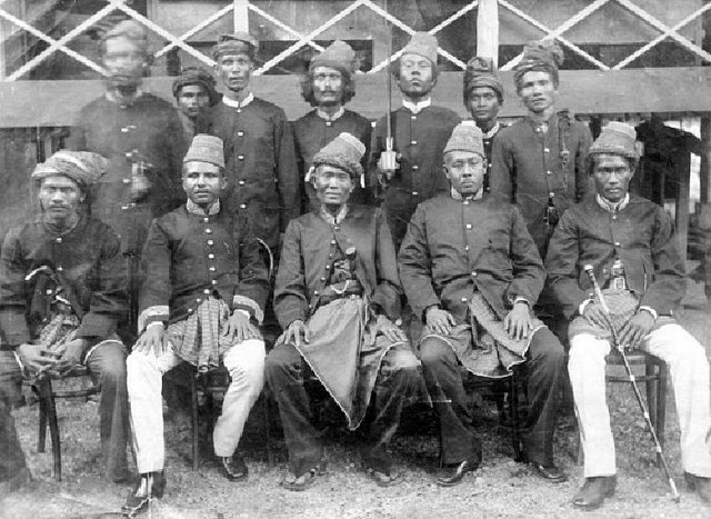 tengku umar.jpg