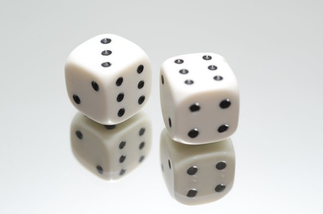 dice-eyes-luck-game-705171.jpg