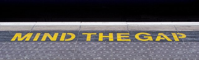 mind the gap asphalt-communication-commuter-221310.jpg