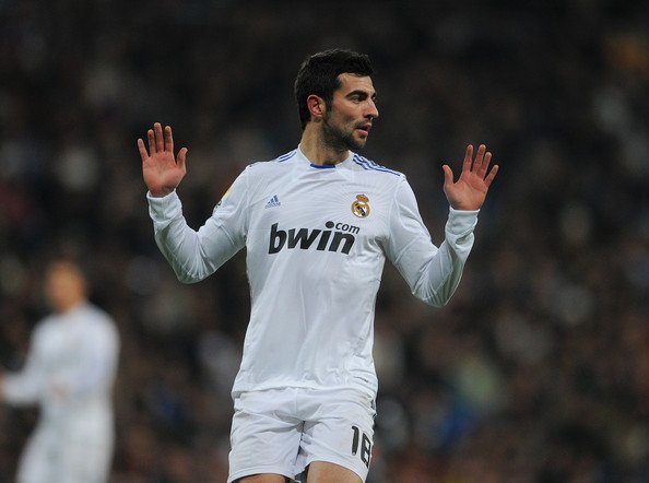 Raul+Albiol+Real+Madrid+v+Malaga+La+Liga+O5HN-JduLGPl.jpg