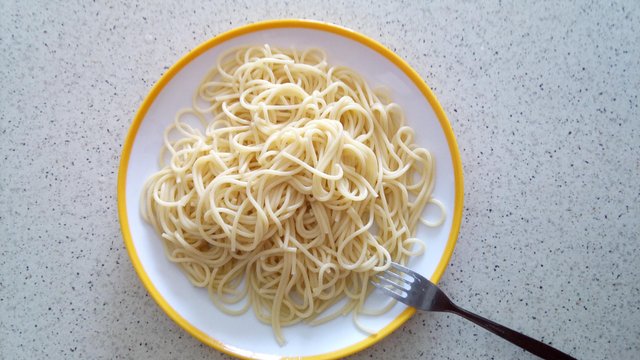 Spaghetti z tunczykiem 14 (Copy).jpg